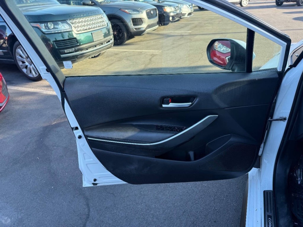 2022 Toyota Corolla Image 24