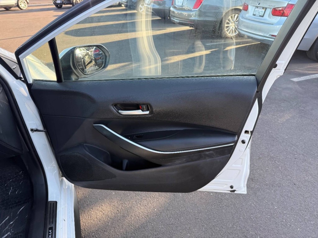 2022 Toyota Corolla Image 31