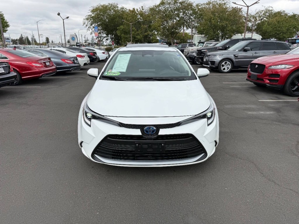 2023 Toyota Corolla Image 2