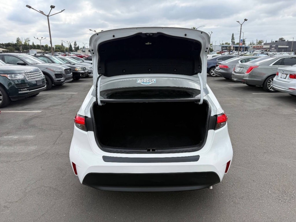 2023 Toyota Corolla Image 29