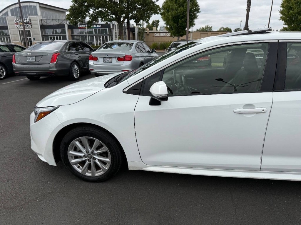 2023 Toyota Corolla Image 37