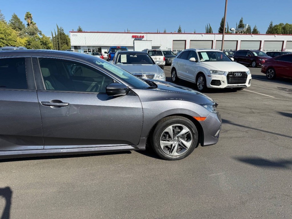 2020 Honda Civic Image 26
