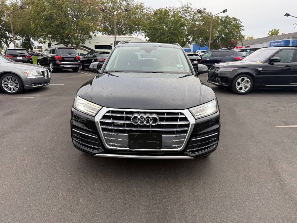 2019 Audi Q5 Image 2