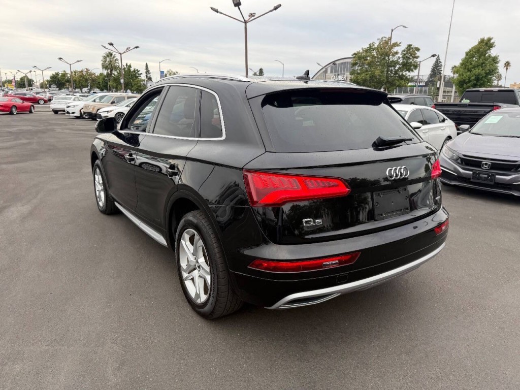 2019 Audi Q5 Image 7