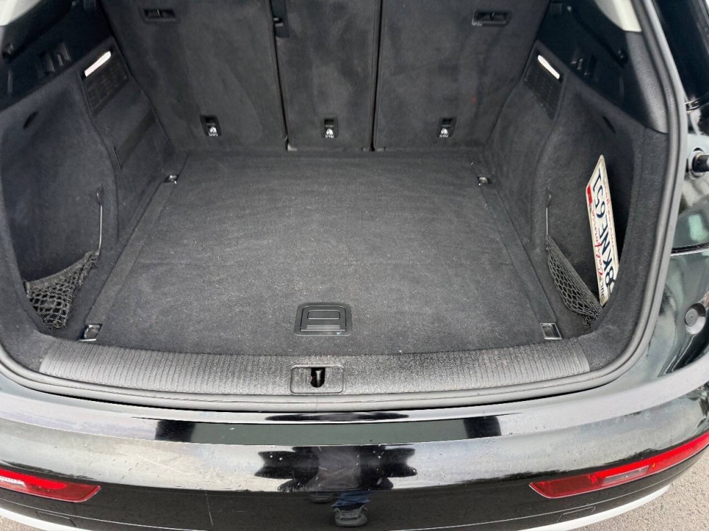 2019 Audi Q5 Image 12