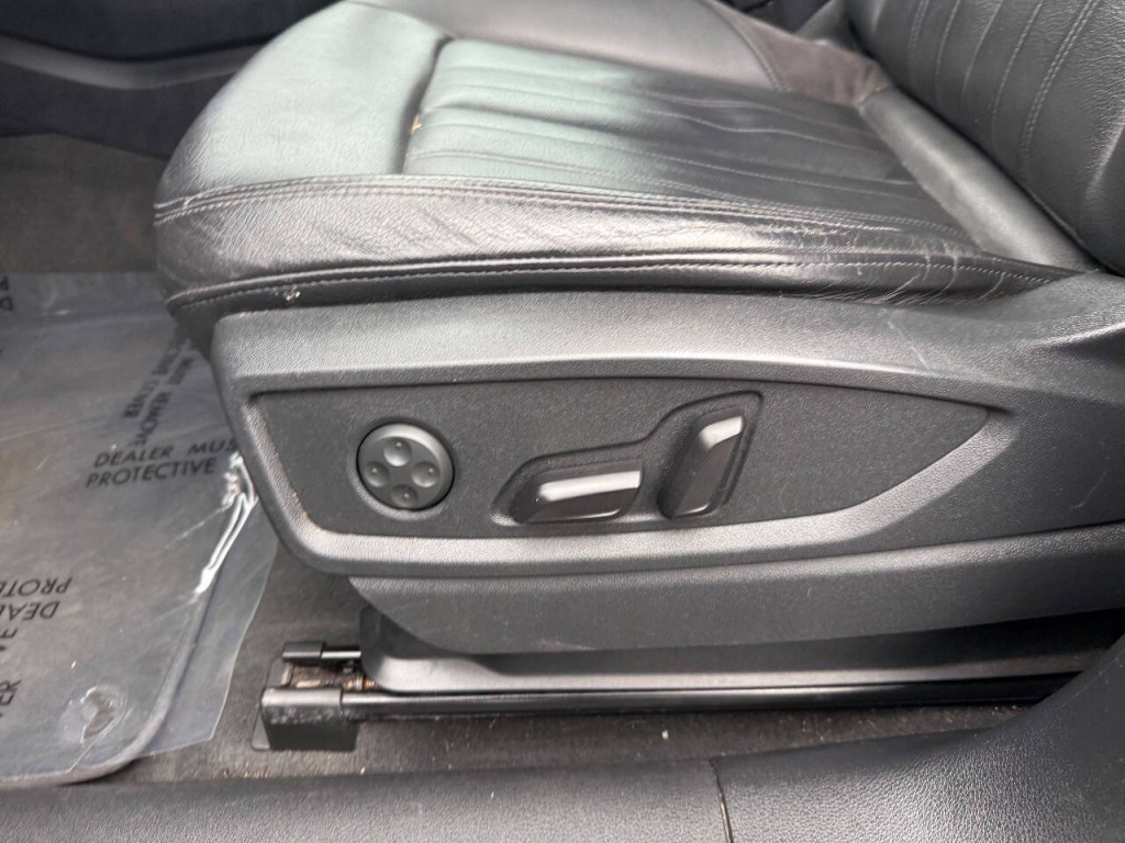 2019 Audi Q5 Image 24