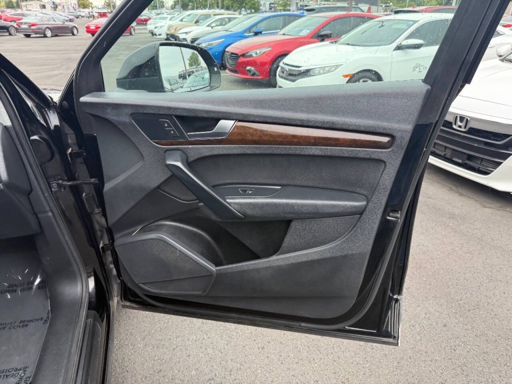 2019 Audi Q5 Image 32