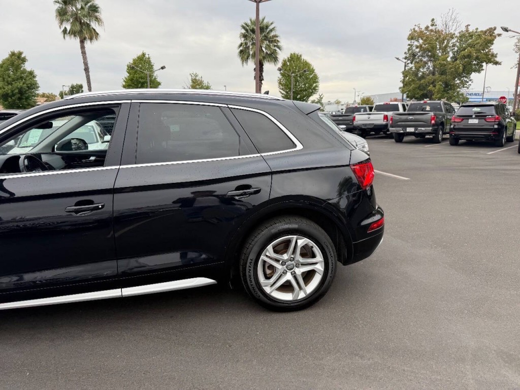 2019 Audi Q5 Image 35