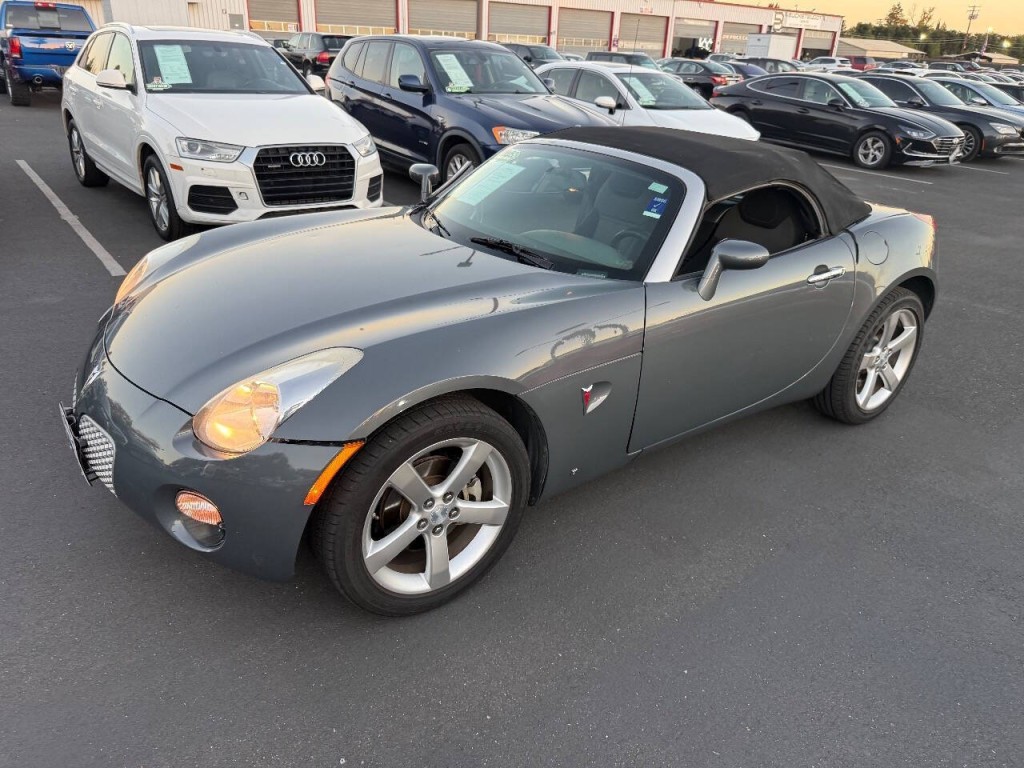 2008 Pontiac Solstice Image 10
