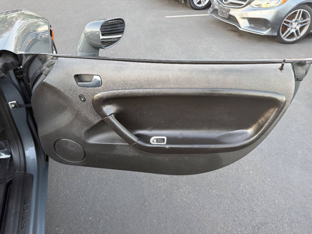 2008 Pontiac Solstice Image 21