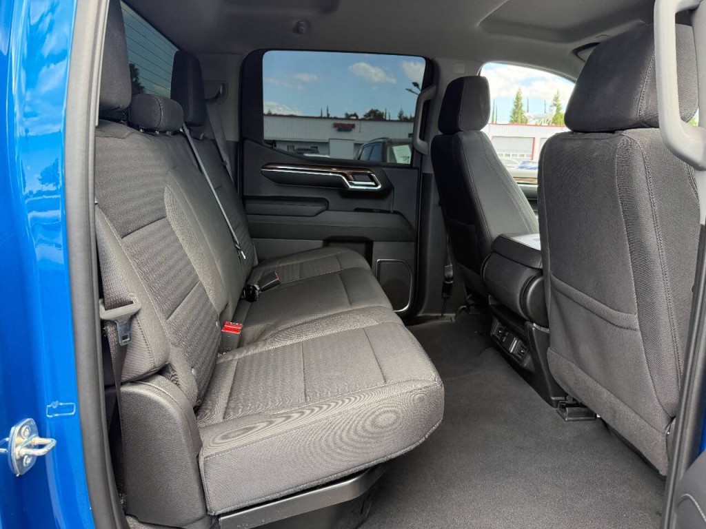 2023 Chevrolet Silverado 1500 Image 11