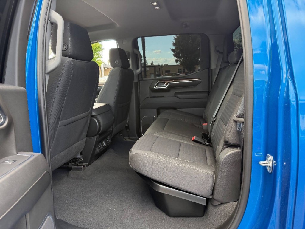 2023 Chevrolet Silverado 1500 Image 13