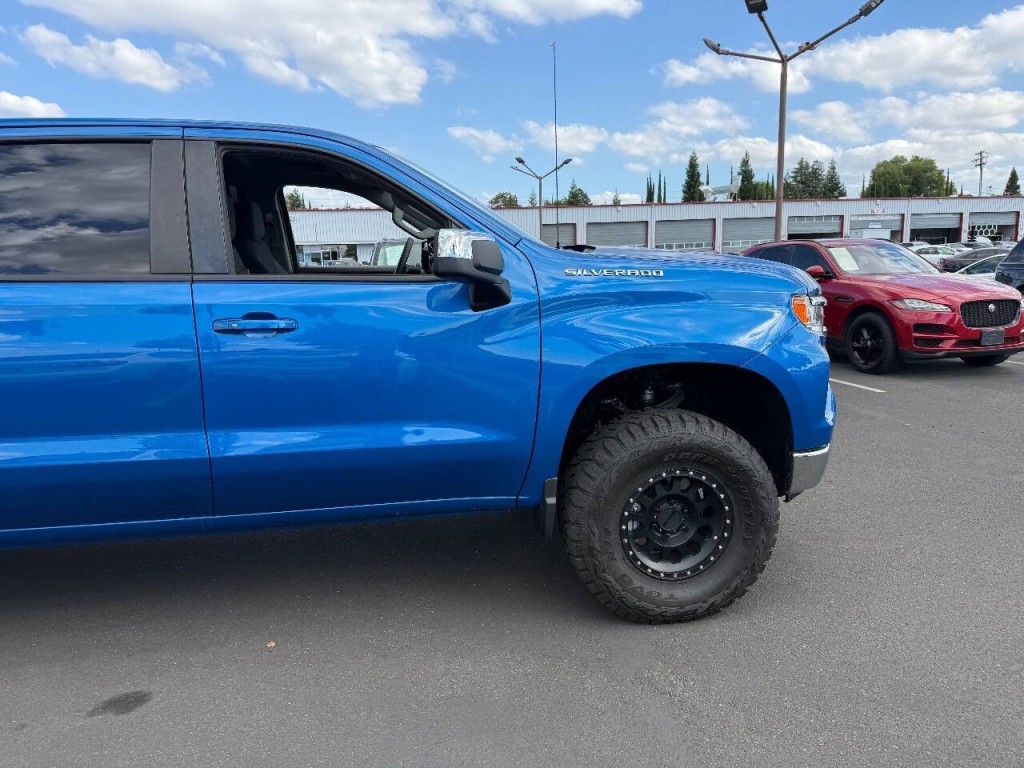 2023 Chevrolet Silverado 1500 Image 35