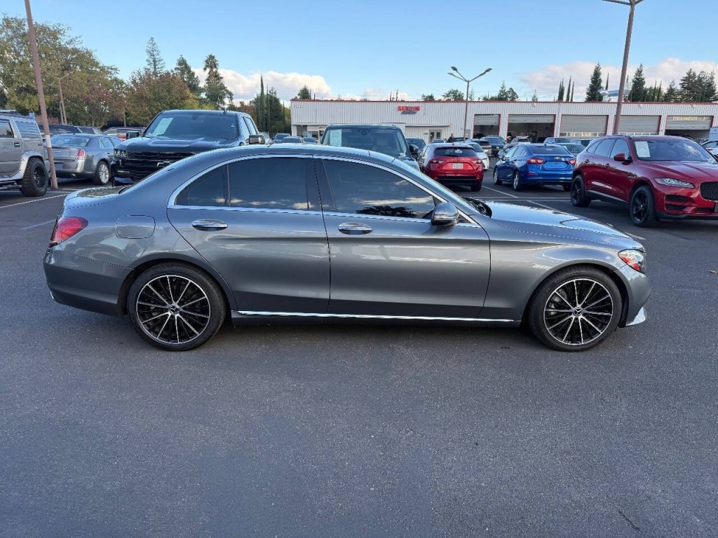 2021 Mercedes-Benz C-Class Image 4