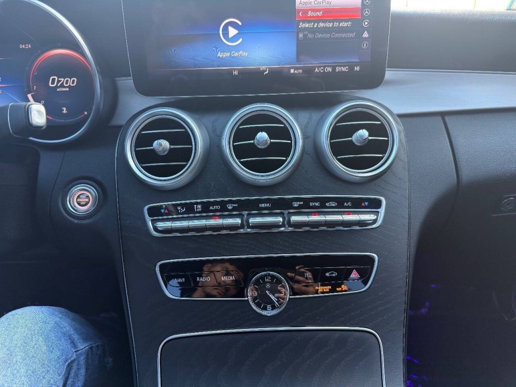 2021 Mercedes-Benz C-Class Image 24