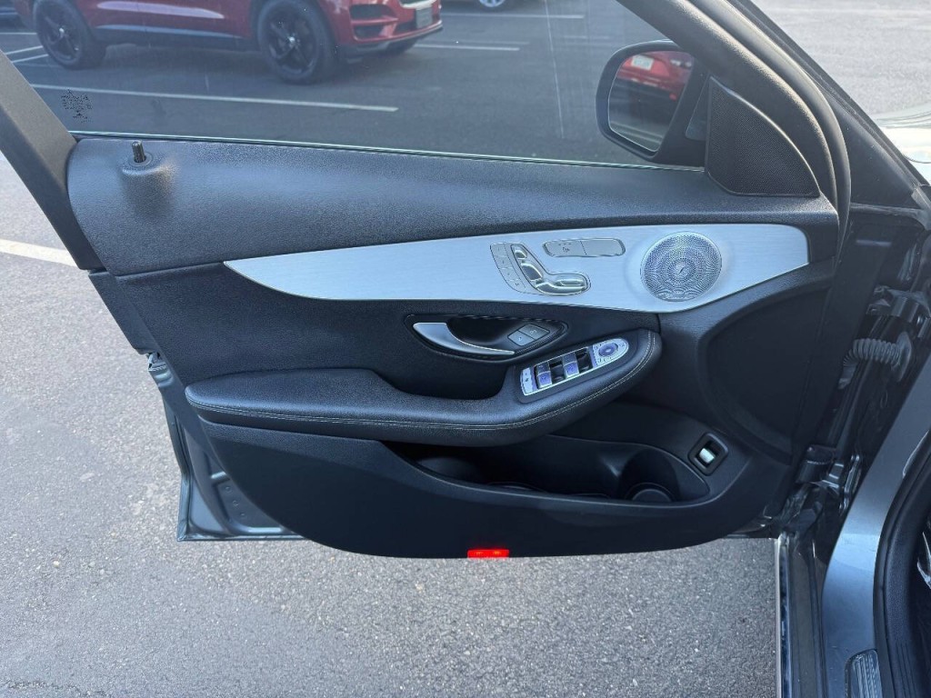 2021 Mercedes-Benz C-Class Image 27
