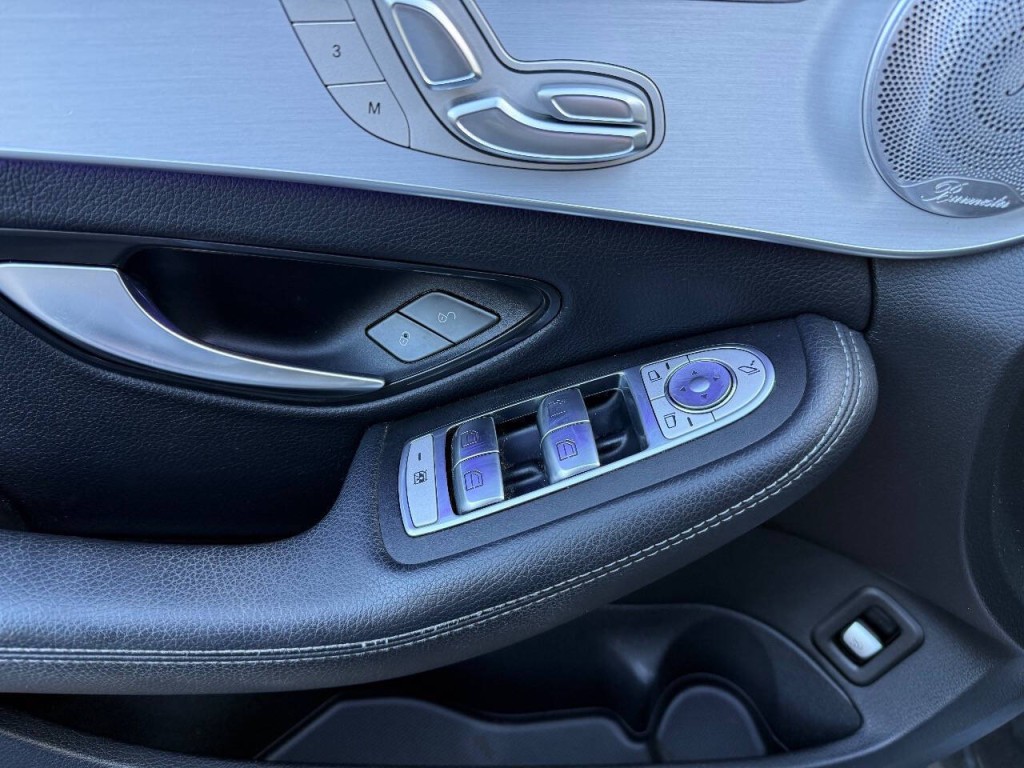 2021 Mercedes-Benz C-Class Image 28