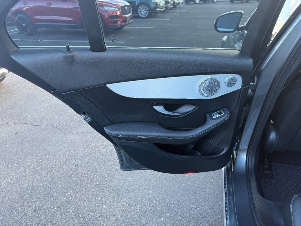 2021 Mercedes-Benz C-Class Image 31