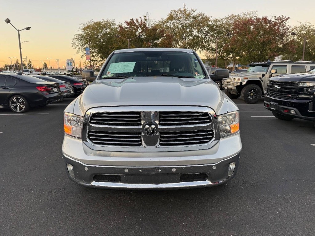 2016 RAM 1500 Image 2