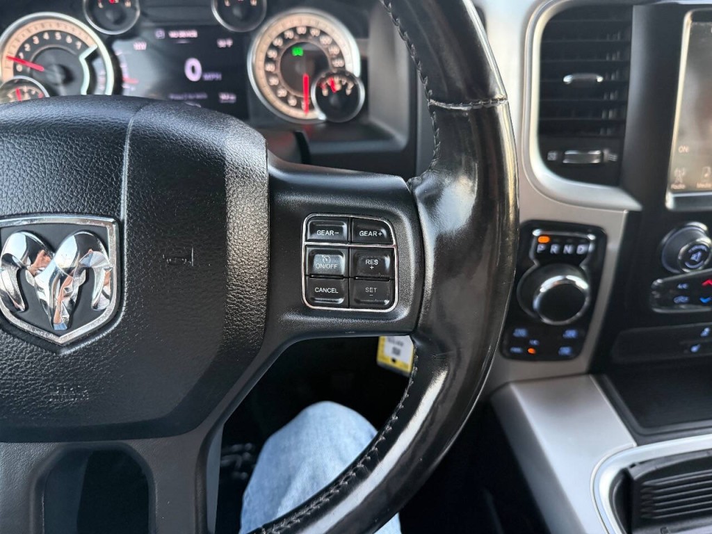 2016 RAM 1500 Image 17