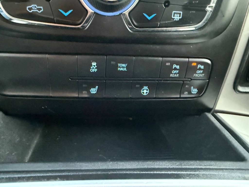 2016 RAM 1500 Image 23
