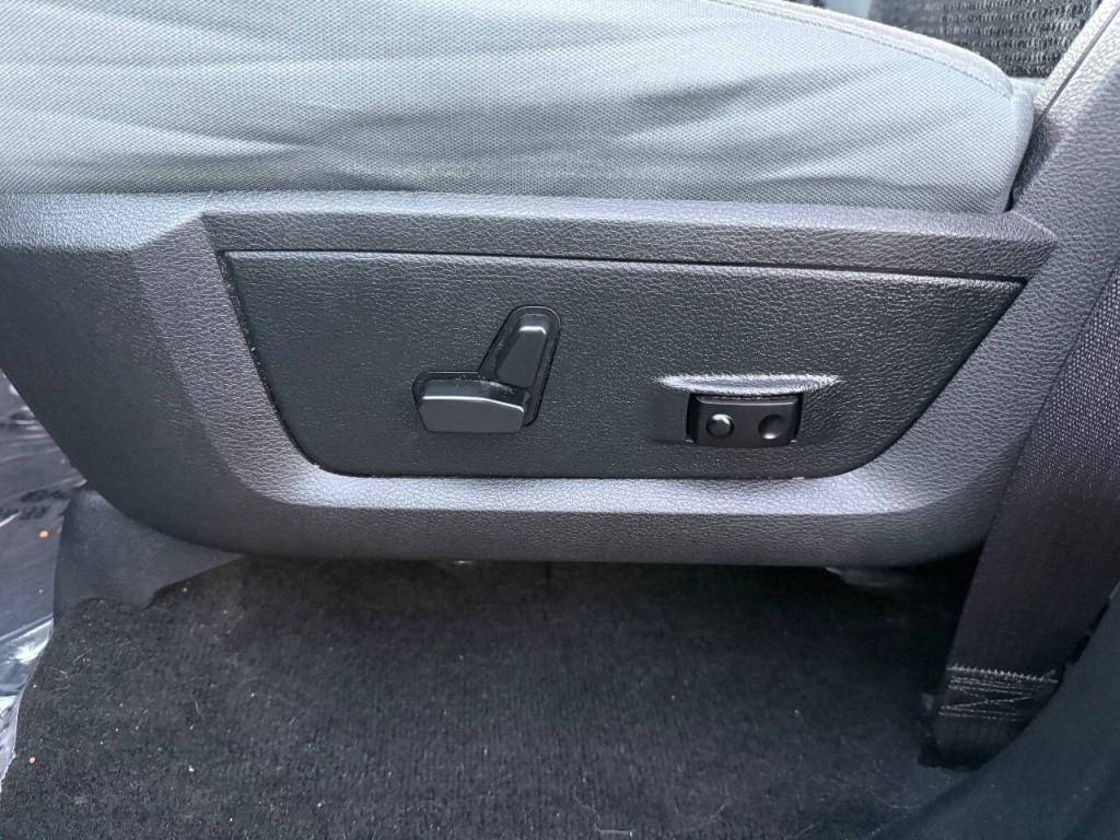 2016 RAM 1500 Image 27