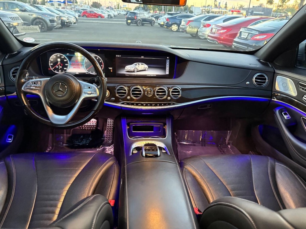 2018 Mercedes-Benz S-Class Image 30