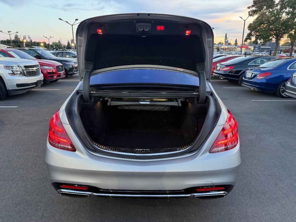 2018 Mercedes-Benz S-Class Image 31
