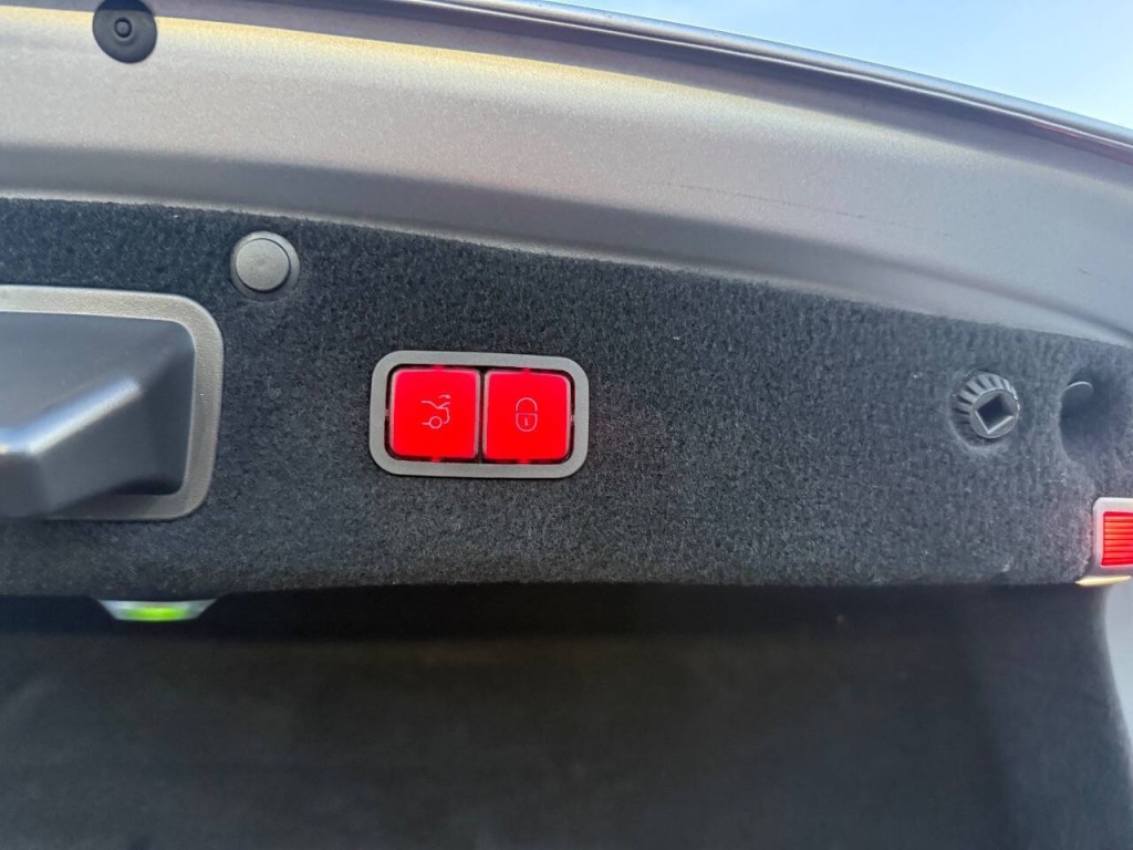 2018 Mercedes-Benz S-Class Image 34