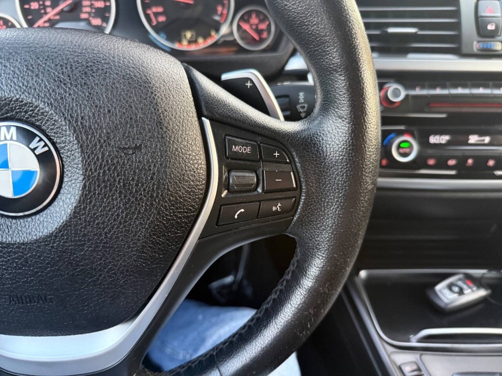 2016 BMW 4 Series Image 17