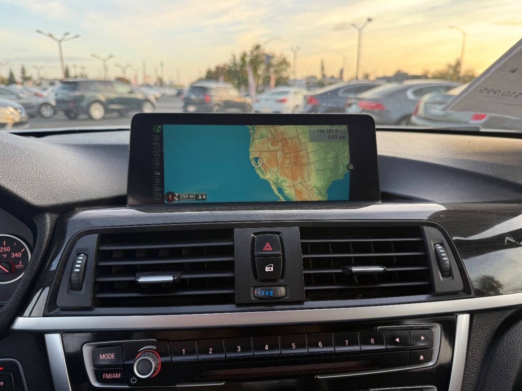 2016 BMW 4 Series Image 20