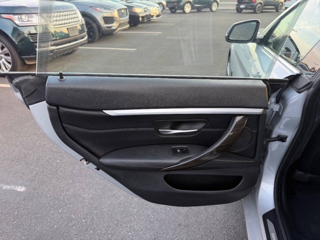2016 BMW 4 Series Image 29