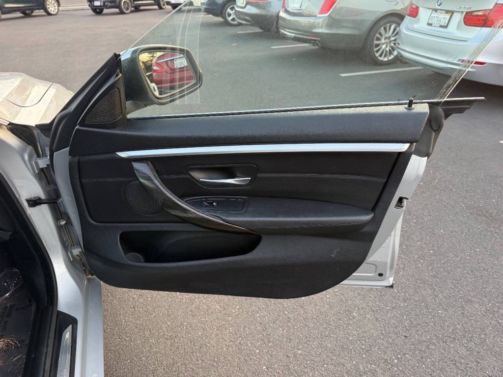 2016 BMW 4 Series Image 35