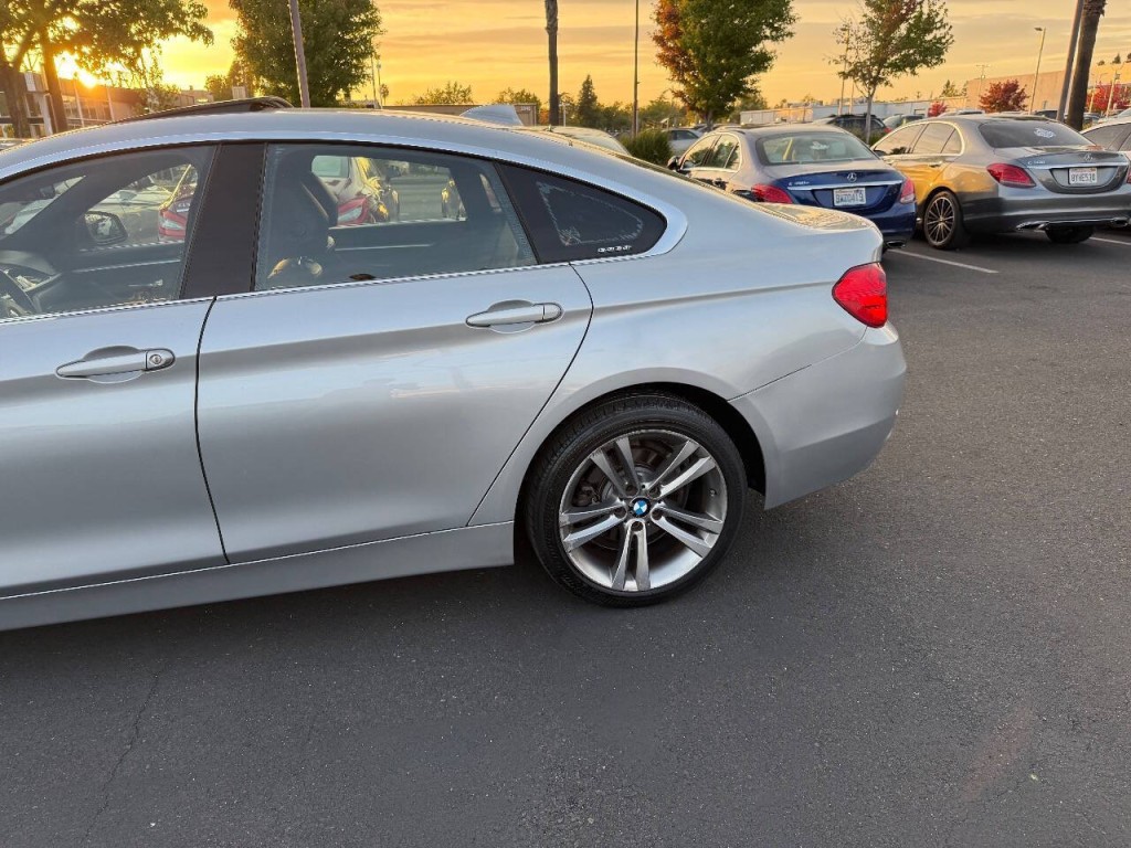 2016 BMW 4 Series Image 39