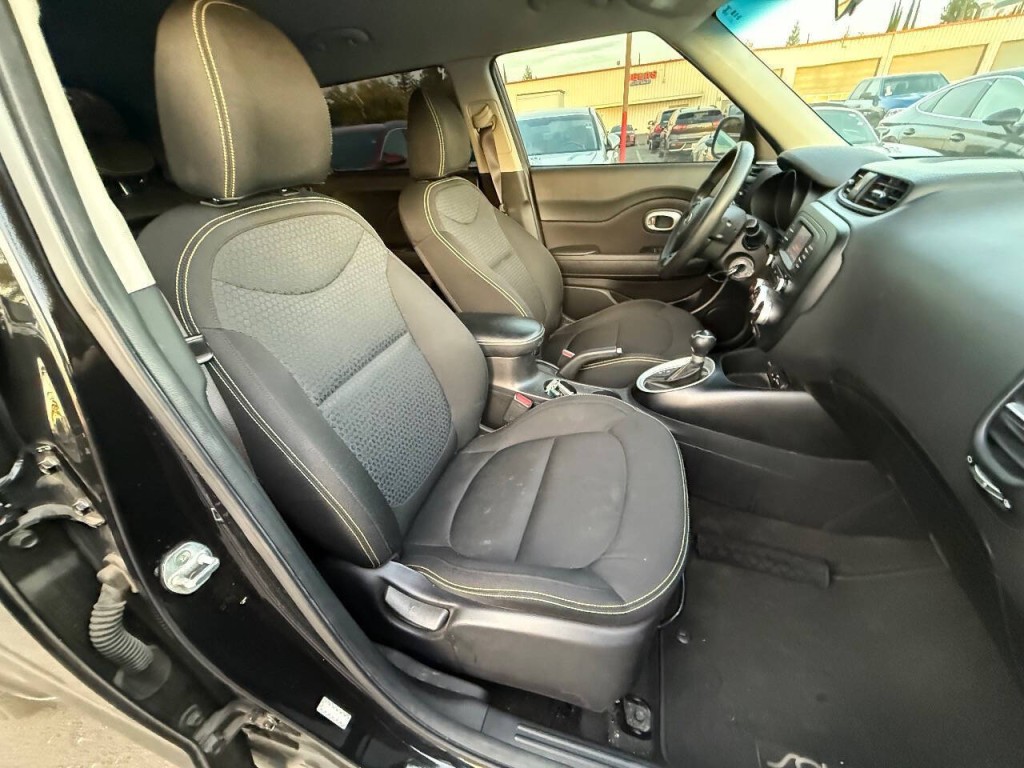 2015 Kia Soul Image 9