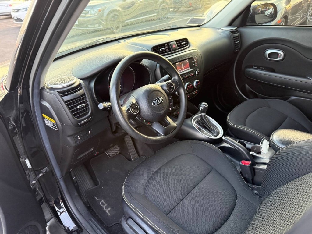 2015 Kia Soul Image 13