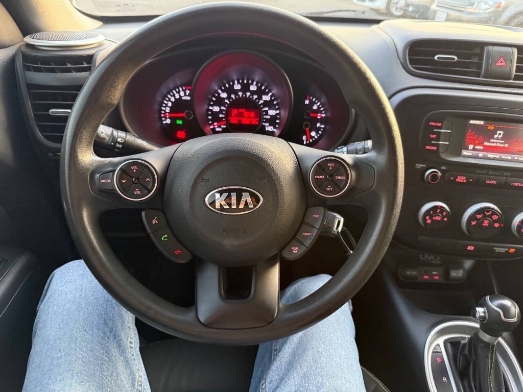 2015 Kia Soul Image 14