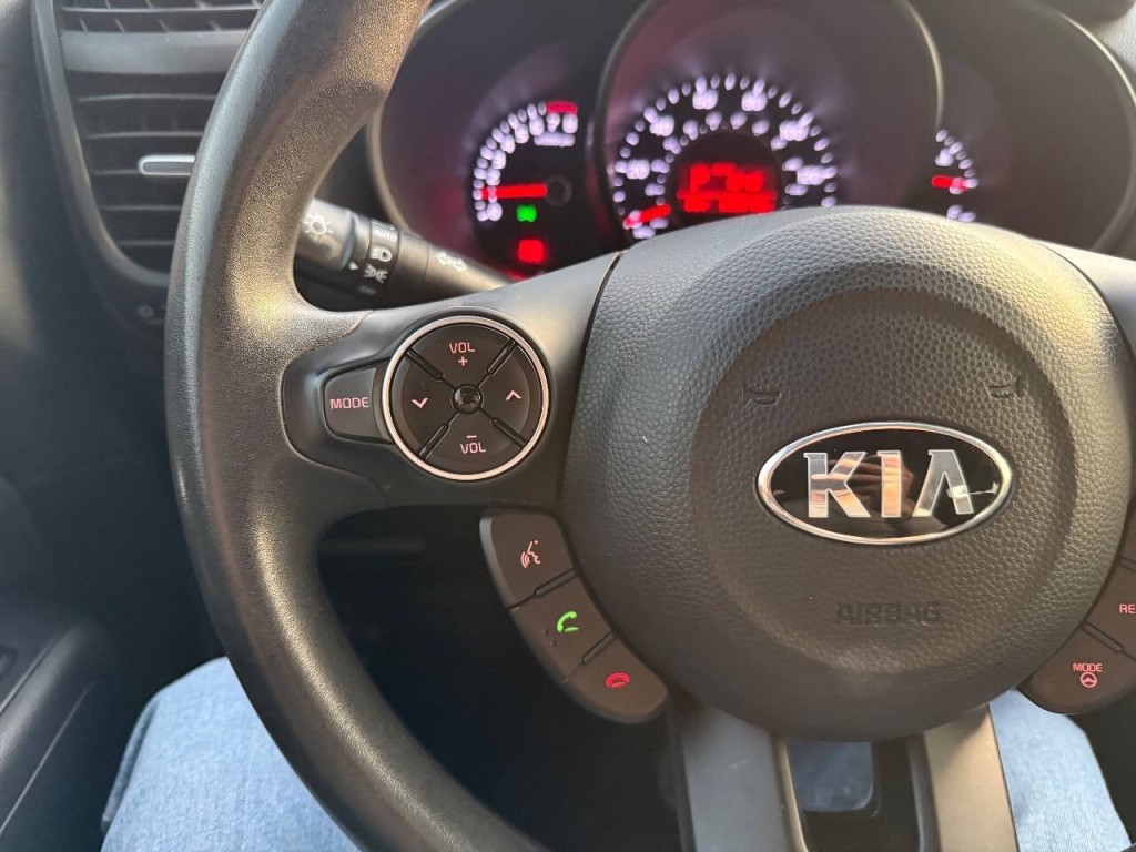 2015 Kia Soul Image 15