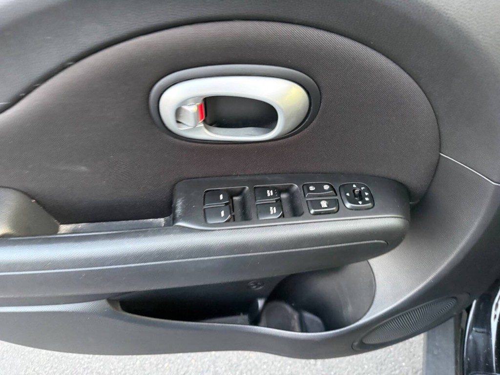 2015 Kia Soul Image 21