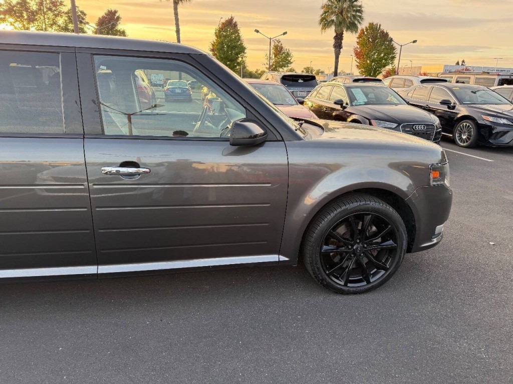 2016 Ford Flex Image 30