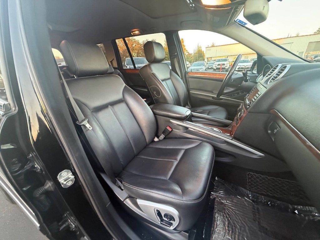 2007 Mercedes-Benz GL-Class Image 9
