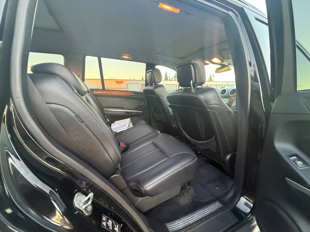2007 Mercedes-Benz GL-Class Image 10