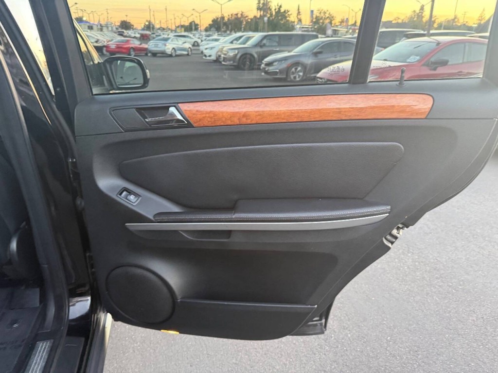 2007 Mercedes-Benz GL-Class Image 27