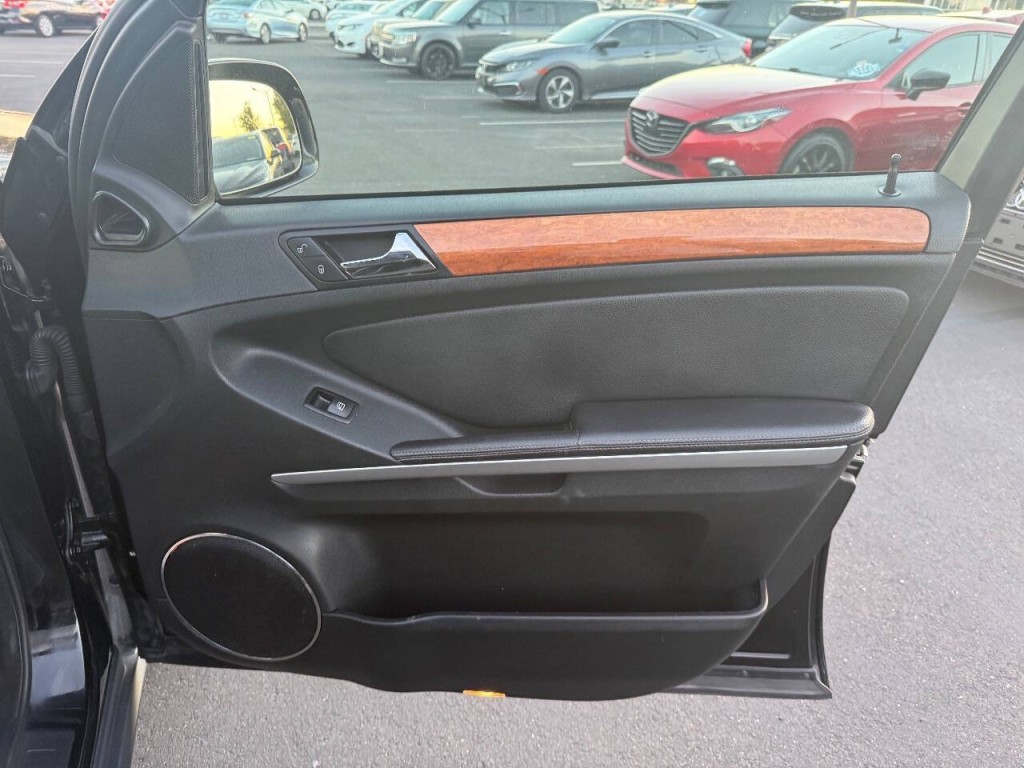 2007 Mercedes-Benz GL-Class Image 29