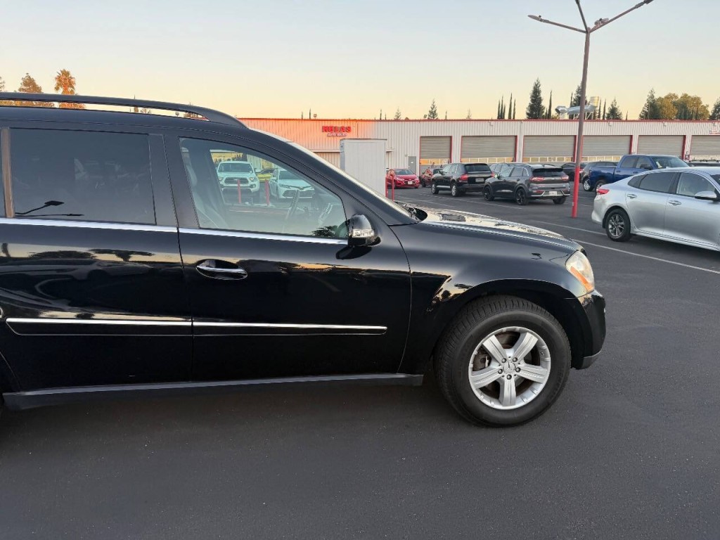 2007 Mercedes-Benz GL-Class Image 30