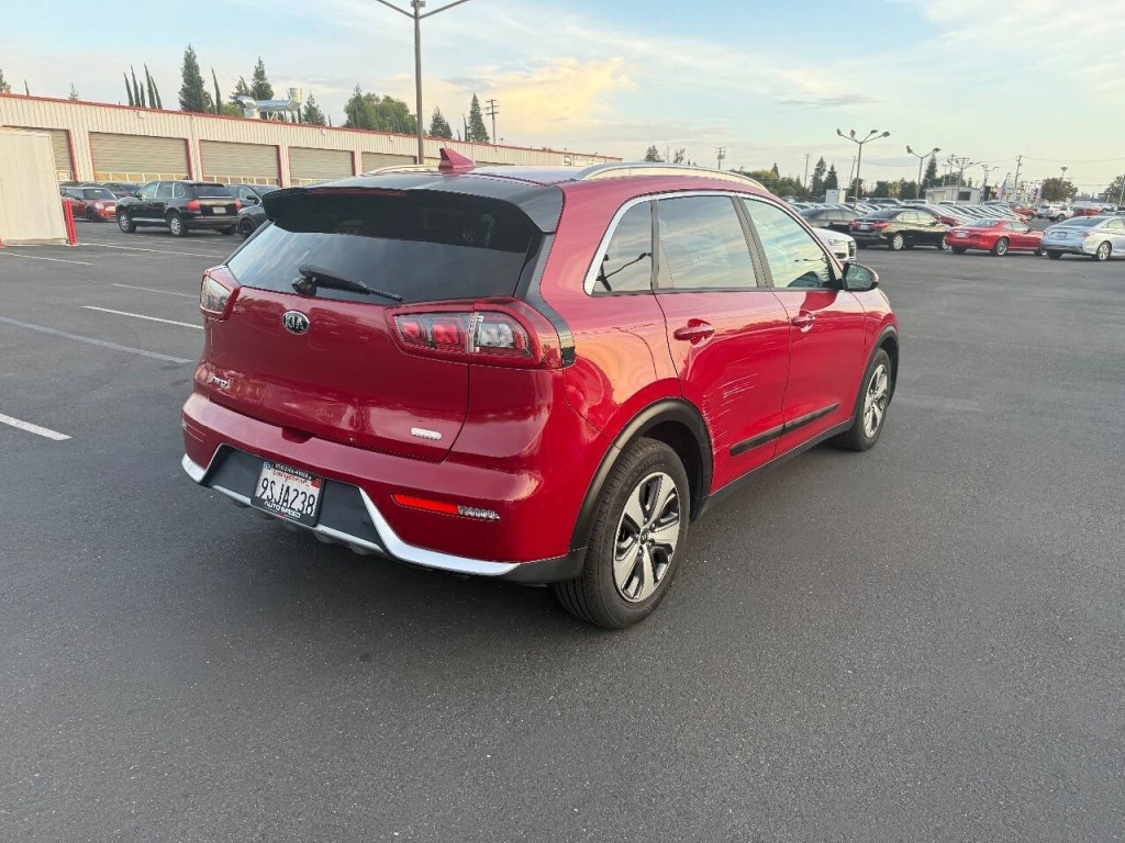 2017 Kia Niro Image 5
