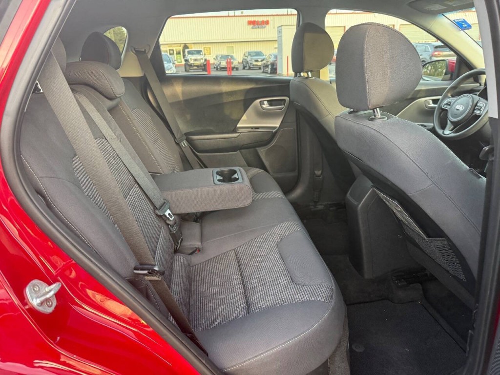 2017 Kia Niro Image 10