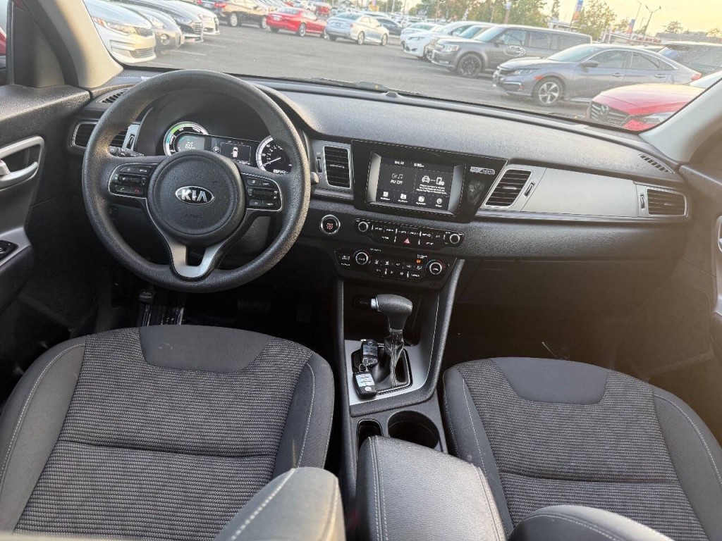 2017 Kia Niro Image 11