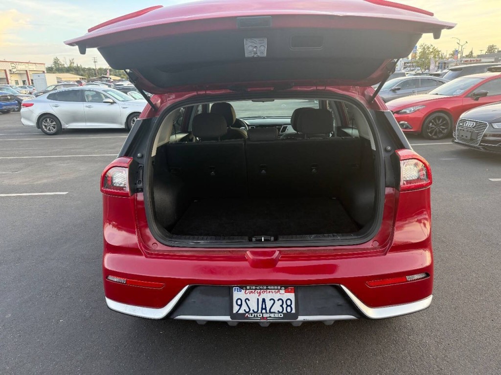 2017 Kia Niro Image 23