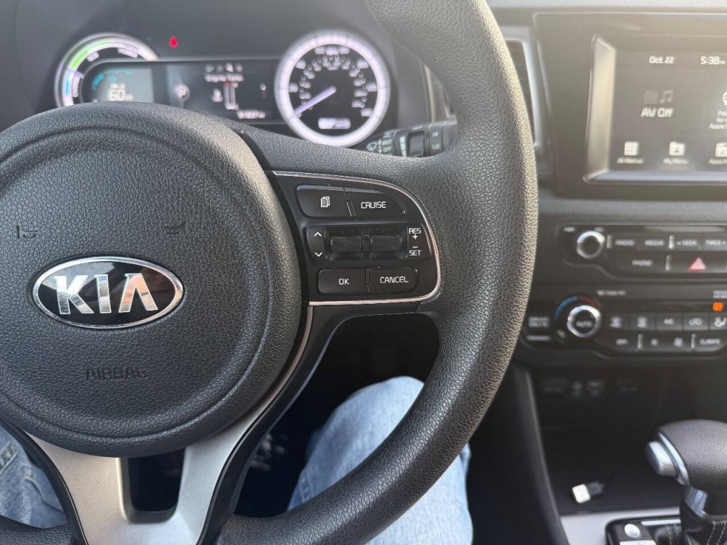 2017 Kia Niro Image 27